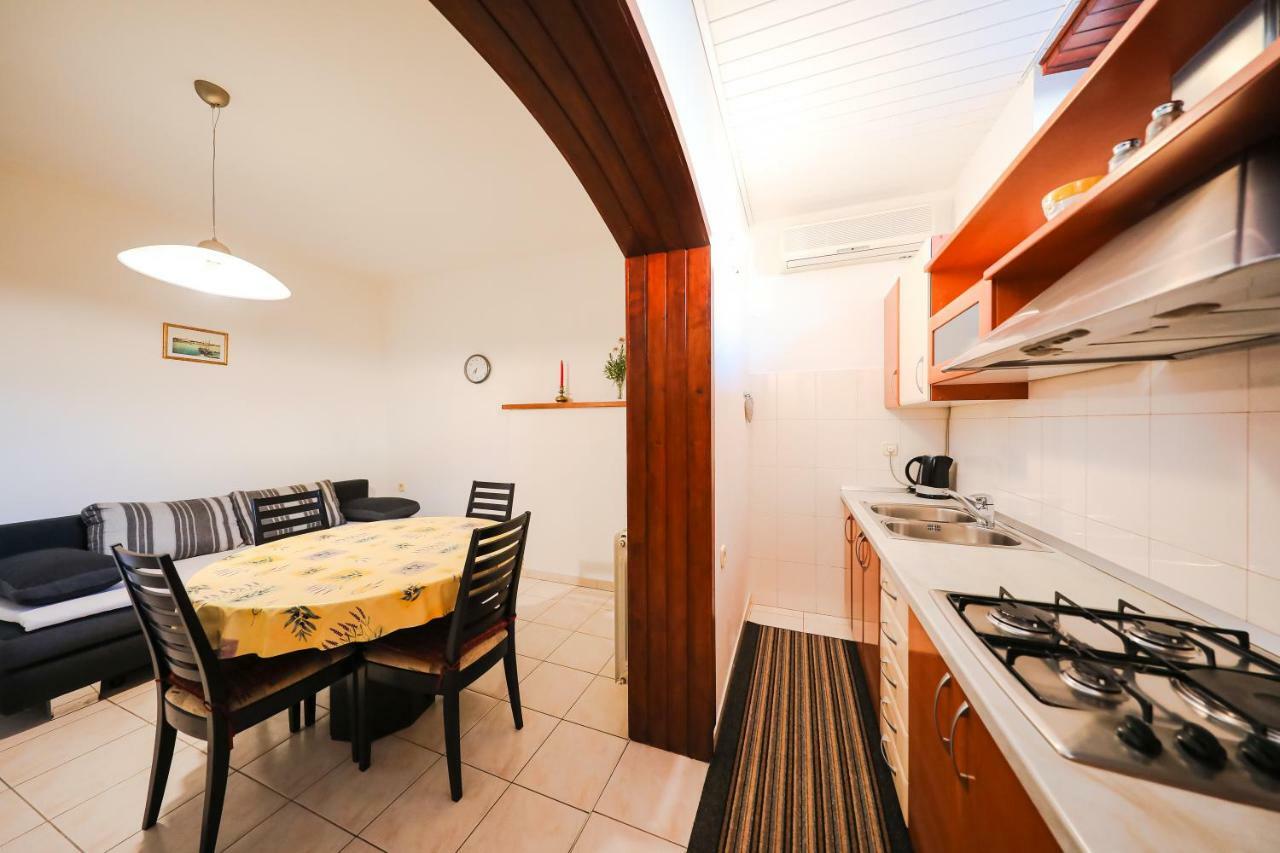 Apartman Antisin ザダル エクステリア 写真
